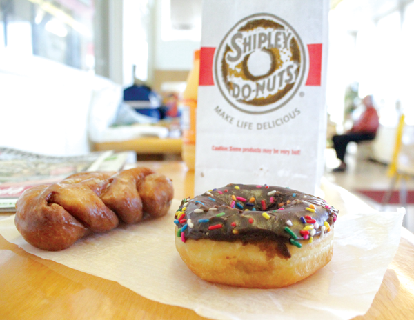 Shipley Do-Nuts offers a wide variety of sweet treats, with the Cinnamon Twist and classic chocolate donut with sprinkles as their signature items. PHOTO BY GUILLERMO MARTINEZ