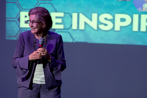 Conway speaks at a Freshman Convocation on Aug. 30. Photo by Yesenia Alvarado/The Et Cetera