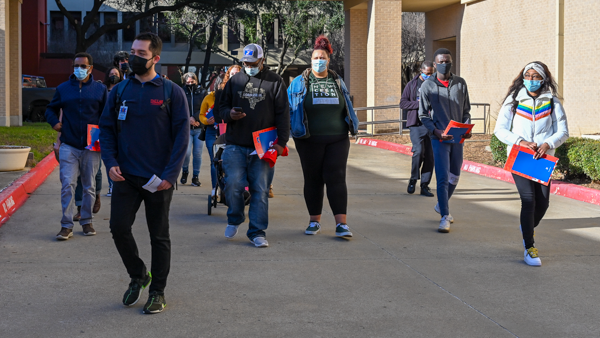 Marco Flores leads a tour of the Eastfield campus for Preview Day on Jan. 13. Photo by Rory Moore/The Et Cetera