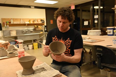 Ceramics instructor Eric Thayer
organized a Bowl-a-thon on Dec.
3 at Eastfield.