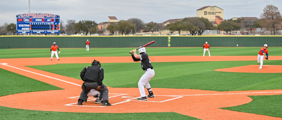 The+Eastfield+Harvester+Bees+baseball+team+plays+the+first+game+on+their+new+turf+on+Feb.+10+against+DFW+Post+Grad.