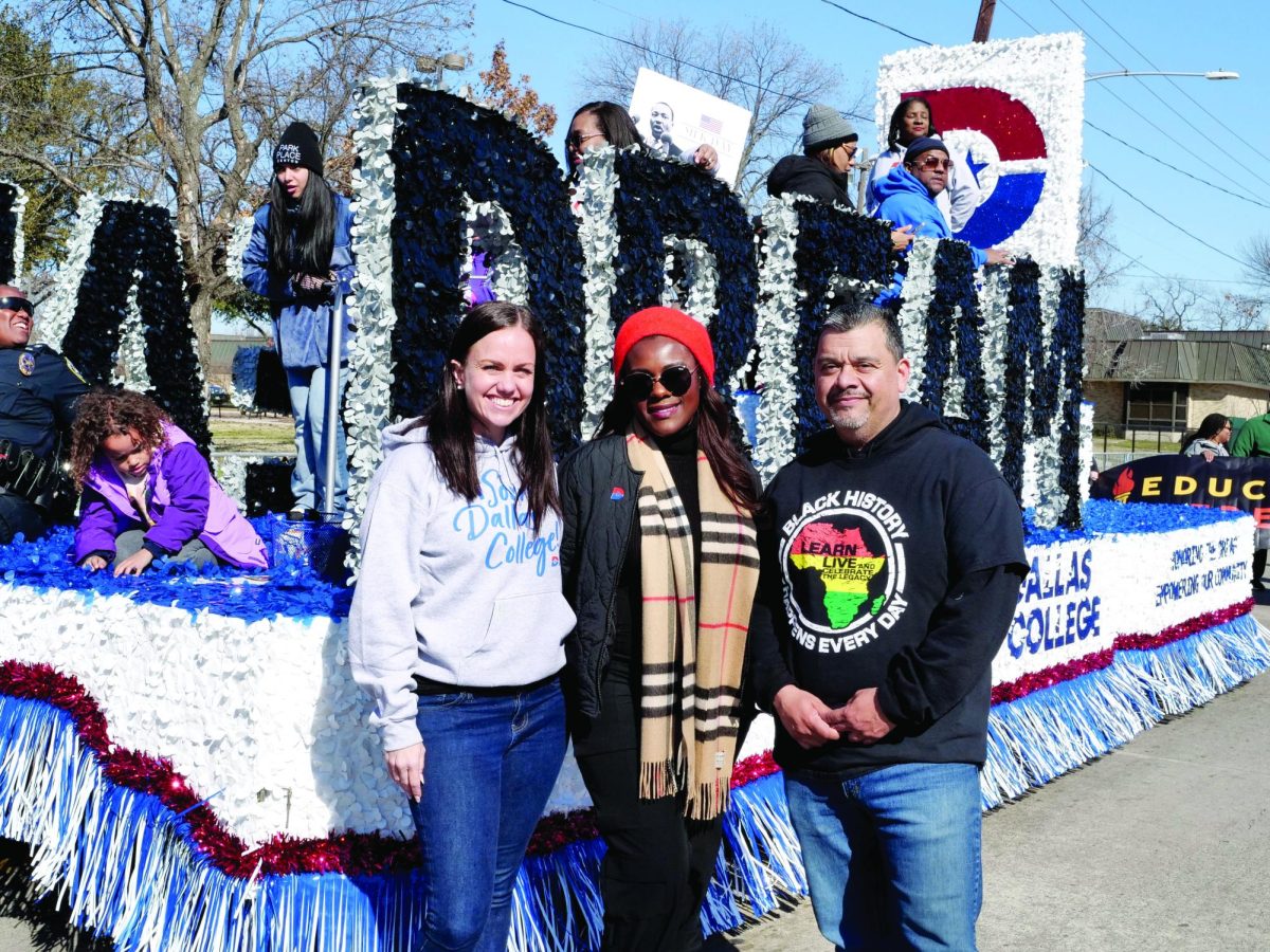 Students, staff take to the streets to honor MLK