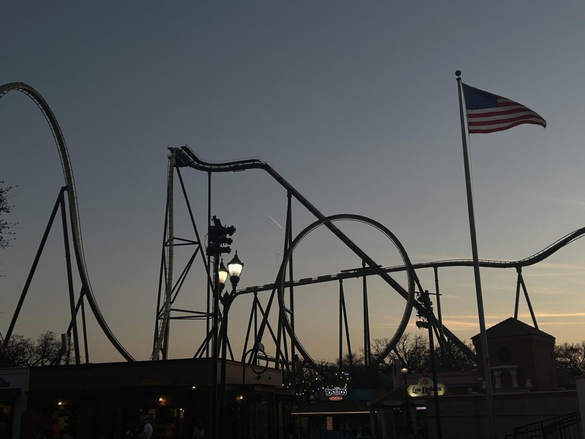 The construction of Tormenta Rampaging Run looming across the SFOT skyline.